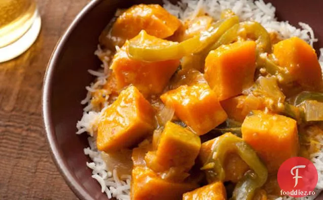Curry roșu thailandez cu dovlecei Kabocha