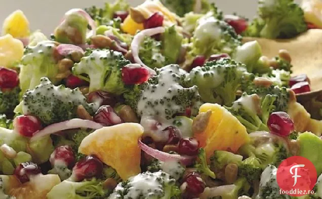 Salată de Broccoli cu rodie și citrice
