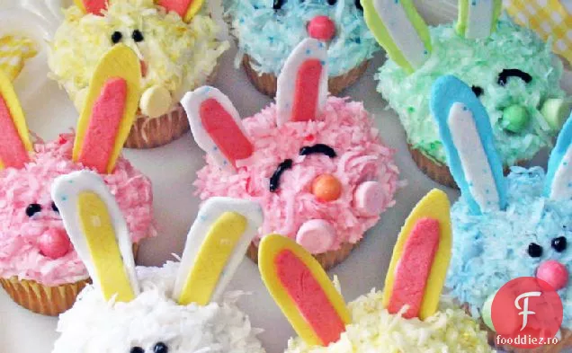 Cupcakes Cu Iepuraș De Paște
