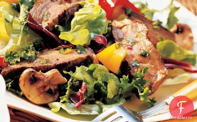 Salată De Friptură De Usturoi La Grătar