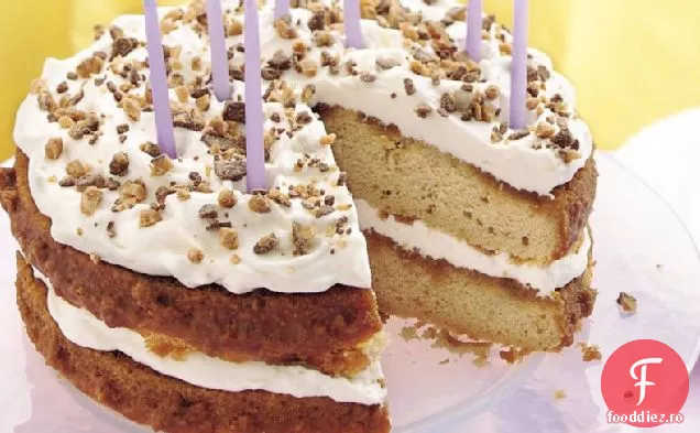 Tort De Ziua De Naștere Cu Unt Umplut Cu Cremă
