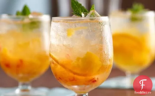 Cocktail Cu Cremă De Portocale Piersică