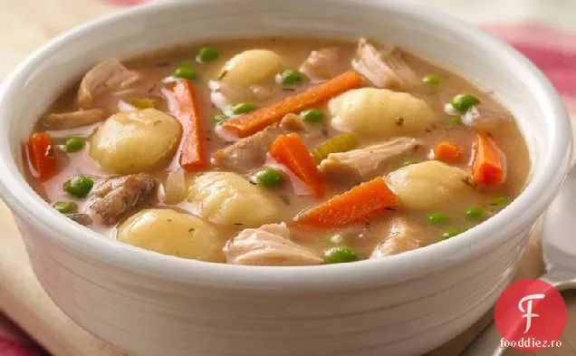Supă de pui și Gnocchi cu aragaz lent