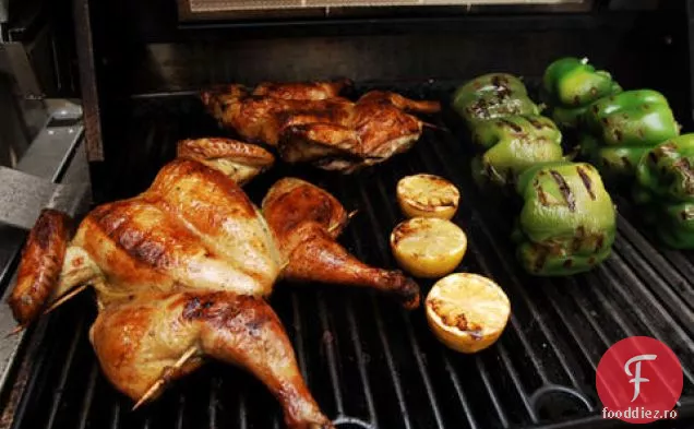 Oregano - pui la grătar marinat cu lămâi carbonizate