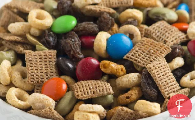 Traseul excursionistului Chex Mix