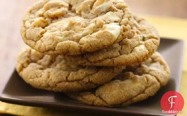 Prăjituri Scandaloase De Macadamia Cu Ciocolată Albă (Făină Albă De Grâu Integral)