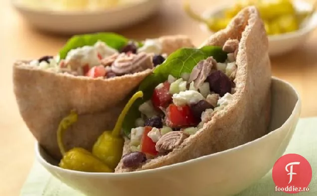 Salată grecească de ton sandvișuri Pita cu brânză Feta