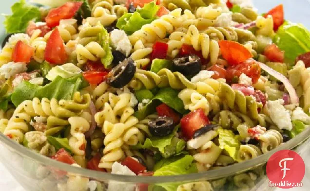Salată Grecească De Paste Aruncate