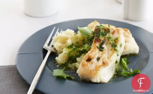 Halibut de unt cu crustă de cimbru cu sos de pătrunjel