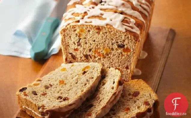 Pâine cu fructe uscate și scorțișoară