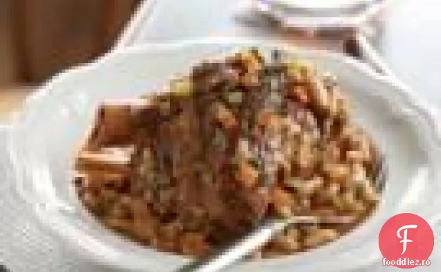 Carne De Porc Fiartă Cu Fasole Albă