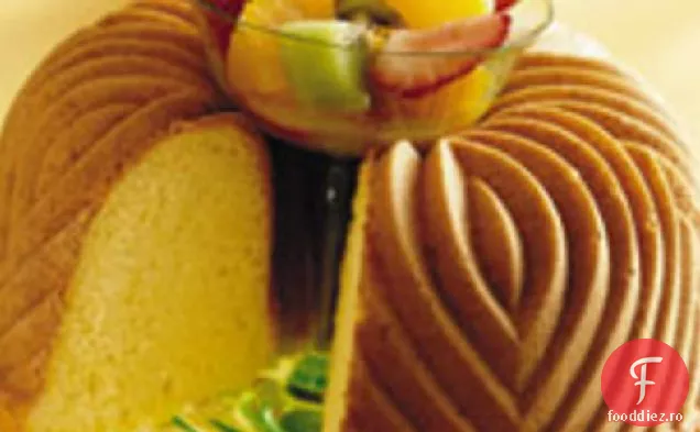 Tort de brânză cremă cu Salsa de fructe Sassy