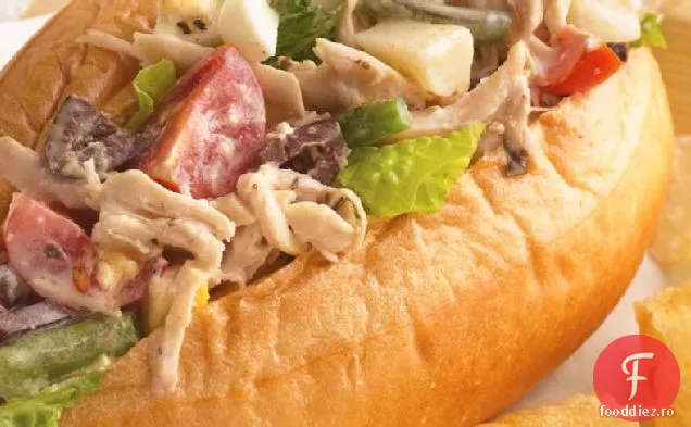 Sandwich-Uri Cu Salată Ni De Pui
