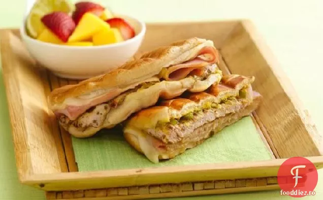 Sandvișuri Presate Cu Carne De Porc Cubaneză La Grătar