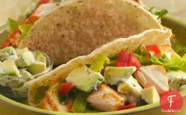 Tacos de pește la grătar cu Topping cremos de Avocado