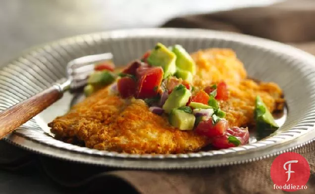 Pește Sassy coaceți cu Salsa de roșii-Bacon-Avocado