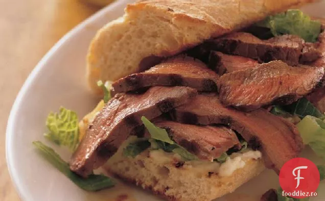 Sandvișuri London Broil cu maioneză de lămâie