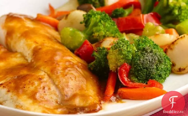 Tilapia thailandeză cu sos de arahide