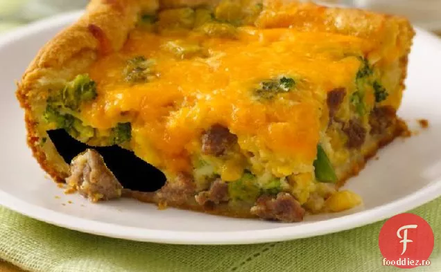 Cârnați, porumb și Broccoli coace