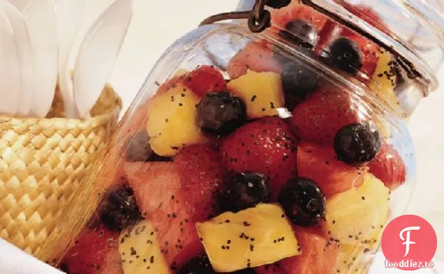 Salată De Fructe Cu Semințe De Mac