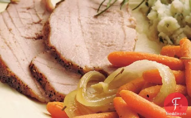 Friptură de porc rozmarin cu morcovi