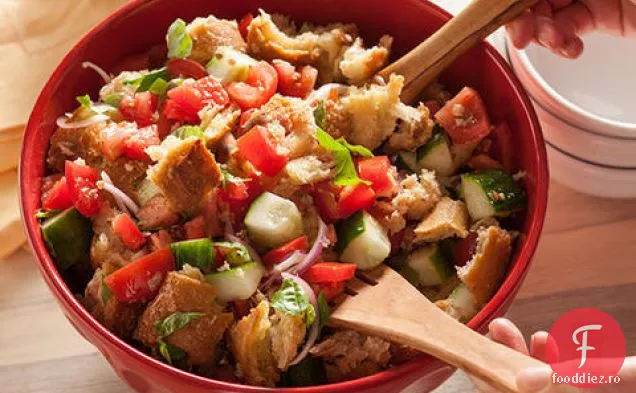 Panzanella (Salată De Pâine Toscană)