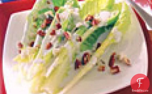 Inimi De Romaine Cu Roquefort Și Nuci Pecan Prăjite