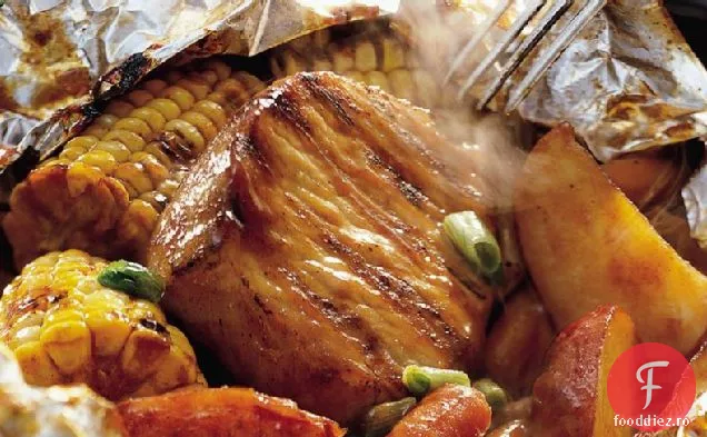 Pachete de porc BBQ cu miere la grătar
