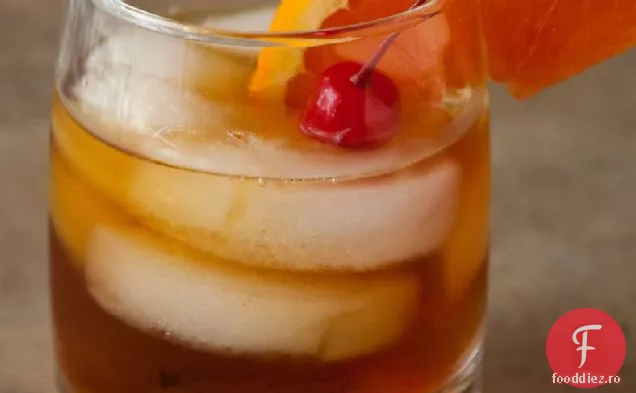 Cocktail De Modă Veche