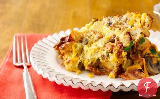 Slow-aragaz Bacon, Cheddar afumat și caserola de ou