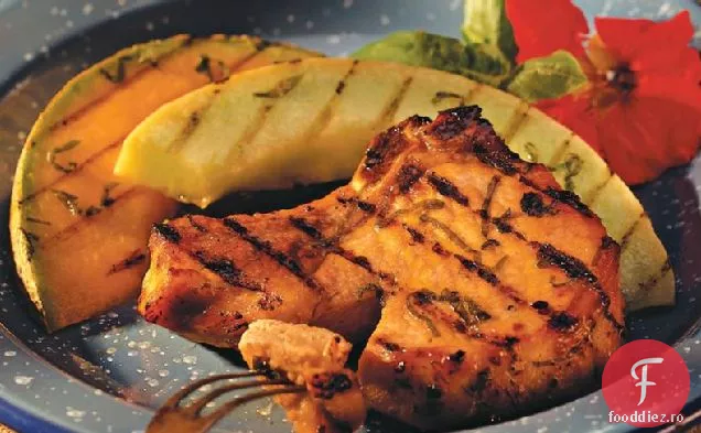 Cotlet de porc busuioc-lămâie cu pepene galben