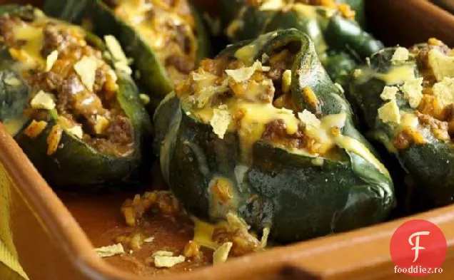 Poblanos Umplut Cu Taco Crocant