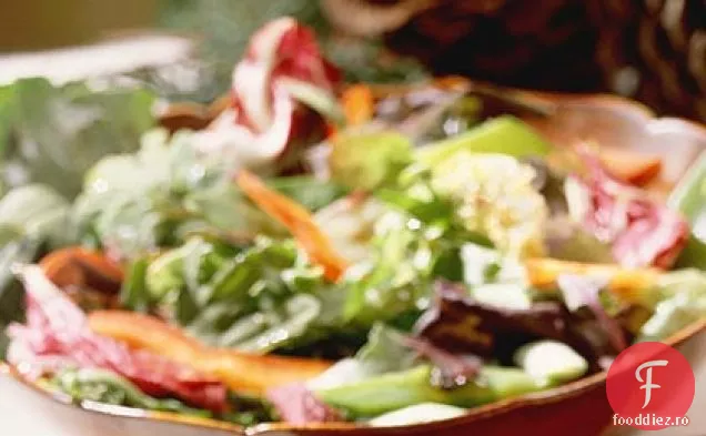 Salată de câmp cu sos cald de soia