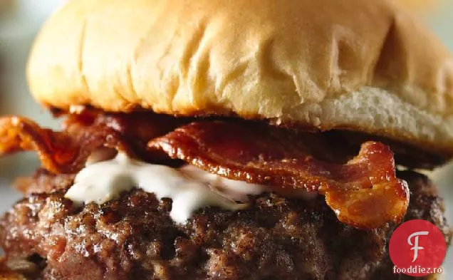Bacon La Grătar-Cheeseburgeri (Mărimea Mulțimii)