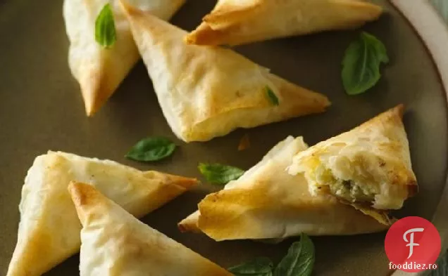 Triunghiuri De Brânză De Busuioc
