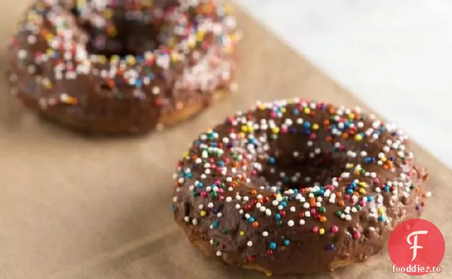 Gogoși Glazurate Cu Ciocolată Bourbon La Cuptor
