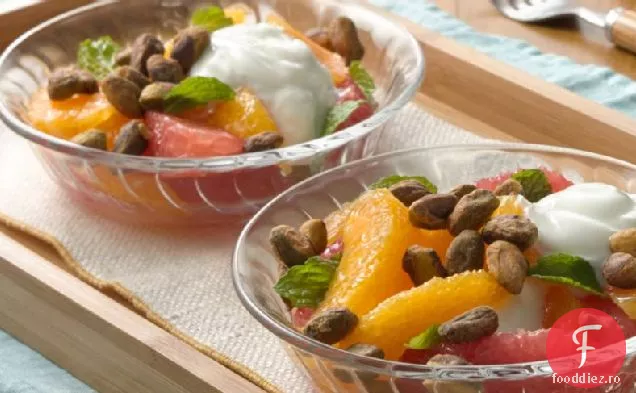 Salată Stratificată Cu Iaurt De Citrice
