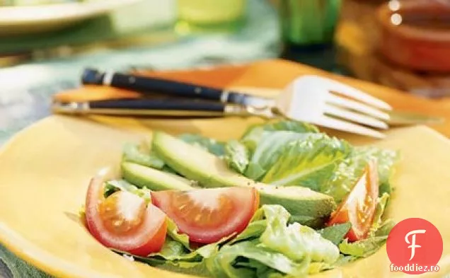 Salată de Avocado, roșii și Romaine