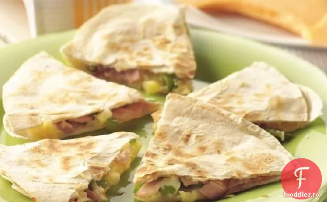 Quesadillas Hawaiene