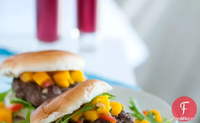 Hamburgeri Cu Rețetă De Sos Teriyaki De Casă