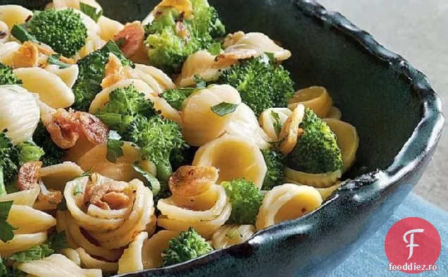 Orecchiette cu Broccoli în ulei de usturoi