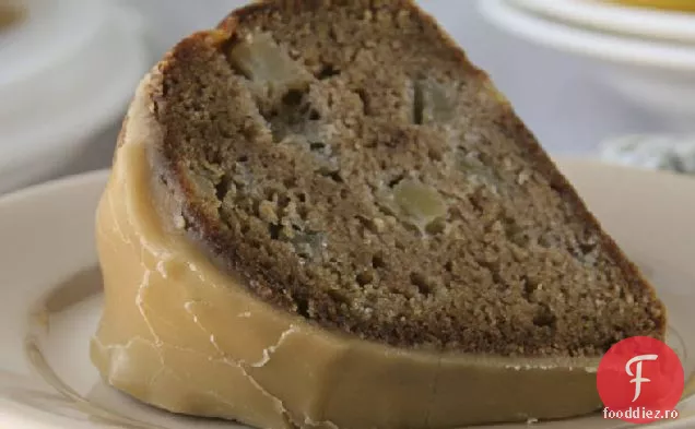Tort Bundt Condimentat Cu Pere