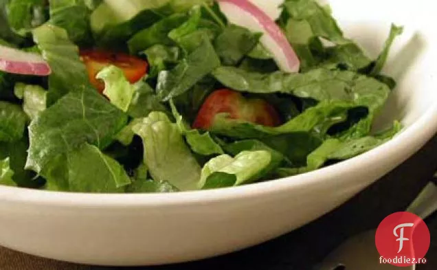Salată de Romaine cu vinaigretă de Avocado-Lime