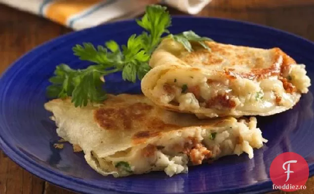 Quesadillas de cartofi și cârnați