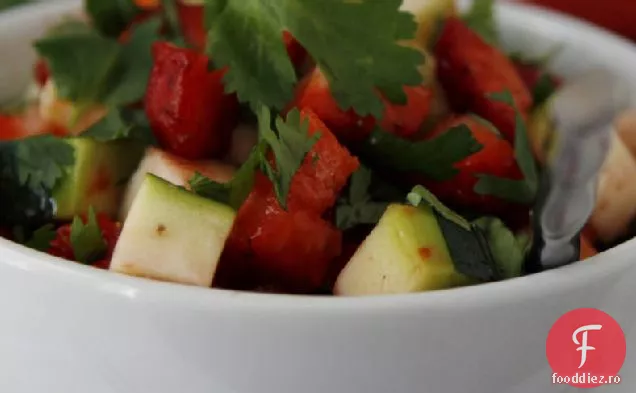 Salsa De Castraveți Cu Căpșuni