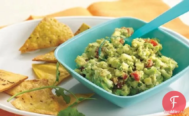 Guacamole și chipsuri