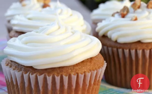 Cupcakes Ușor Cu Tort De Morcovi