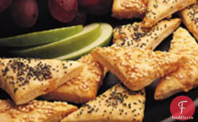 Triunghiuri cu brânză de bere cu sos de brânză Zesty