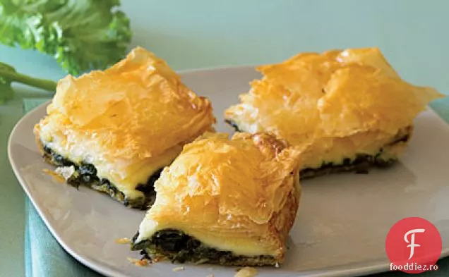 Verde muștar și plăcintă Fontina Filo