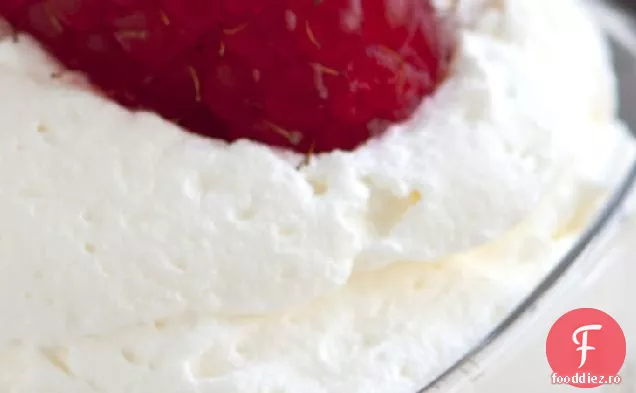 Tort De Ciocolată Și Fotografii Cu Cremă